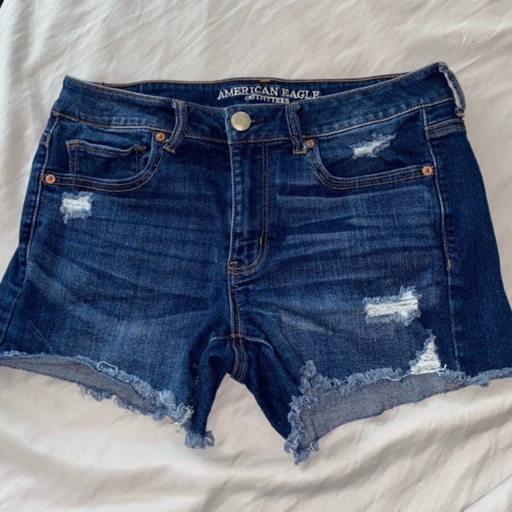 american eagle distressed midi shorts